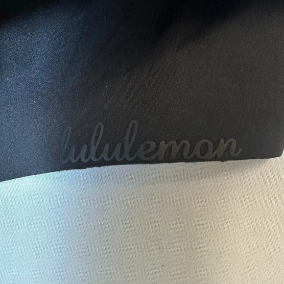 Lululemon Bra Womens 32C Black Like Nothing Lightweight Light Support Breathable - Picture 7 of 14